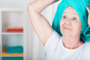 Tips for giving a bath to seniors