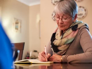 Why Seniors Should Journal Daily